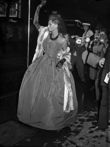 Gown Prints: Sophia Loren at the film premier of The Key'29th May 1958