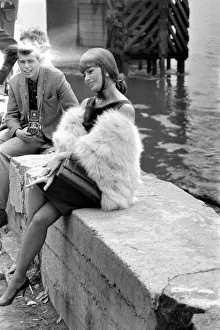 Sophia Loren filming The Millionairess'at London Bridge. June 1960 M4468-019