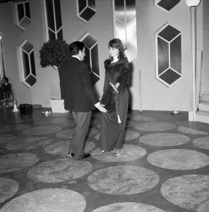 Sophia Loren and Peter Sellers in a scene from the film The Millionairess