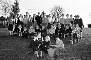 Plants Prints: South Crosland CE Junior School Netherton plating bulbs on the corner of Moor Lane