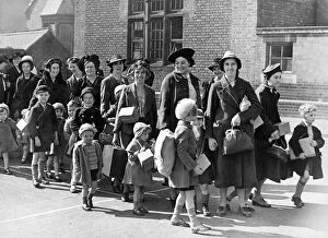 Relationships Collection: South Shields mothers and young children in cheerful mood