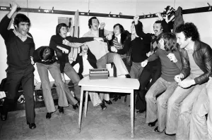 00403 Prints: Southampton 1st eleven hear the news that they have drawn Crystal Palace in the Semi