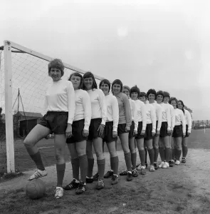 Southampton Ladies Prints: Southampton Ladies Football Club prepare for their big match