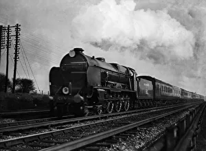 Tracks Prints: Southern Railways Lord Nelson class locomotive The Lord Collingwood
