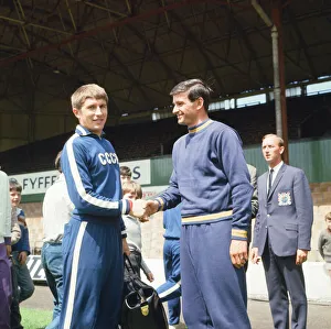 00944 Prints: Soviet Union Football Players, pictured during training session at Ayresome Park