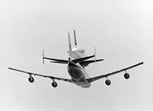 00390 Prints: Space Shuttle Enterprise, piggy back on a NASA 747 Jumbo Jet