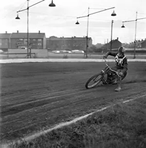 Speedway Collection: Speedway action at Liverpool World Championship. June 1960 M4380A-014