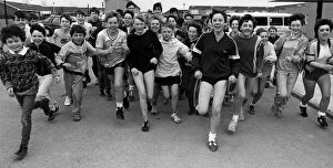 Sports Collection: Sponsored Run at Ormesby School, Netherfields, Middlesbrough, 17th May 1986