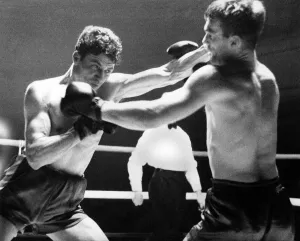 Sport Boxing Alf Matthews of Liverpool (left) and Willie Fisher (right
