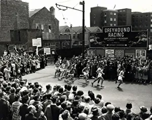 Sport - Empire - Commonwealth Games - Cardiff - 1958 - Competitors in the marathon race