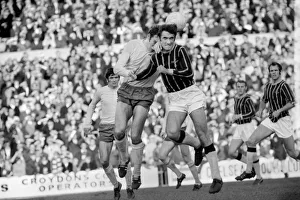Sport: Football: Crystal Palace v. Arsenal. Queen of Crystal Palace beats Niell of