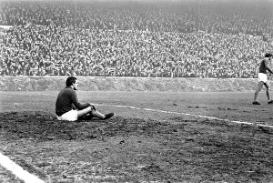 Sport: Football: English League Division One Match. Leeds v. Everton