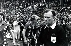 00390 Prints: Sport - Football - European Championship quarter-final second-leg - Wales v