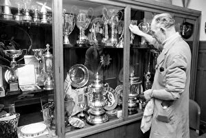 Images Dated 7th January 1971: Sport / football / F. A. Cup / Trophy. F. A. Cup gets final polish. January 1971 71-00163-004