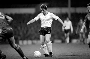 Sport: Football: F. A Cup: 3rd Round Replay: Tottenham Hotspur (3) v
