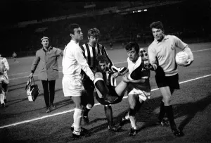 Sport-Football Inter City Fairs Cup: Oporto v Newcastle United: Dyson