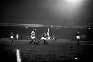 00254 Prints: Sport. Football, League Cup Semi Final 1st leg Manchester City 2 v. Manchester United
