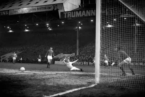 Sport. Football, League Cup Semi Final 1st leg Manchester City 2 v. Manchester United