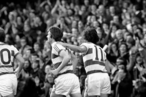 Images Dated 19th April 1977: Sport: Football: Queens Park Rangers vs. Manchester United. April 1977 77-02218-045