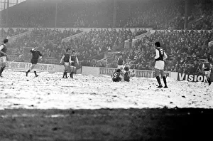 Sport: Football: Sheffield Wednesday v. Arsenal. Coleman down with Neill