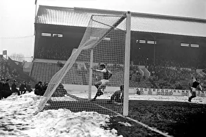 Sport: Football: Sheffield Wednesday v. Arsenal. Whitham R Neill