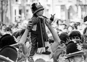 Sport - Football - Swansea City - Crowds welcome Swansea City into the First Division