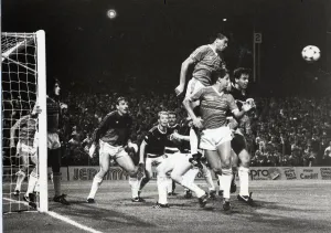 00390 Prints: Sport - Football - Wales v Scotland - World Cup Qualifying match - 10th September 1985