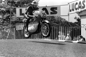 Sport Motorcycling: Isle of man TT Racing Production 250CC Class