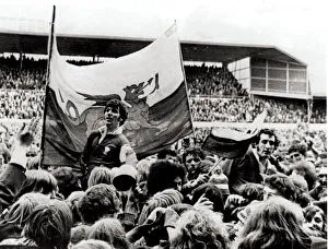 Sport - Rugby - Wales v Ireland 1971 - Barry John (left