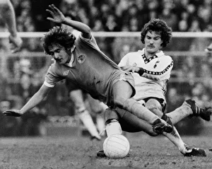 Spurs v Manchester City. Hoddle (Spurs) fouls Owen (Manchester City)
