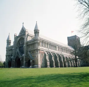 01041 Prints: St Albans Cathedral, St Albans, Hertfordshire. 1973