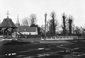 Images Dated 5th January 2015: St Giles church at Ickenham, London, in the fore ground is the village pump Circa 1930