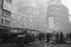 St Pauls Cathedral seen from the church yard after a night of bombing on 29th