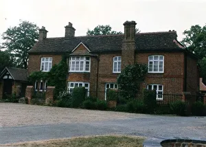 Siblings Prints: Five Star pop group picture of their new rented house after having their own house