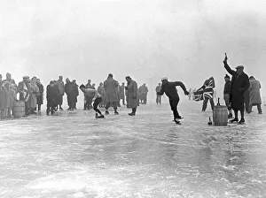 The start of one of the elimination rounds in the British amateur skating championship