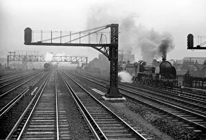 Express Prints: Steam locomotives and trains seen here on the approaches to Waterloo Station. Circa 1935