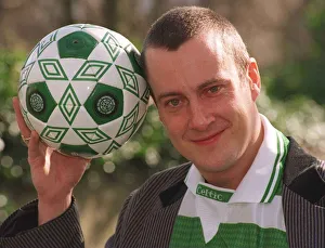 Celtic Prints: Stephen Tompkinson actor in Ballykissangel March 1998