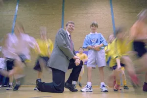 00400 Prints: STEVE CRAM LAUNCHES THE MILLENNIUM YOUTH GAMES AT ASHINGTON LEISURE CENTRE WITH ROSANNE
