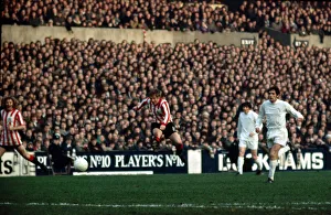 Stewart Scullion of Sheffield United shoots at goal during their English League Division