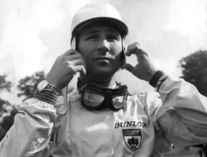 01419 Prints: Stirling Moss wearing motor racing gear - September 1960 -----
