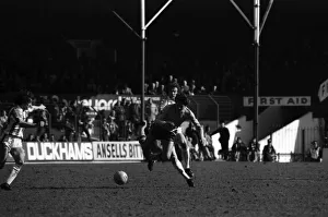 00219 Prints: Stoke 0 v. Sunderland 1. April 1982 MF06-28-017 Local Caption Division 1 Football