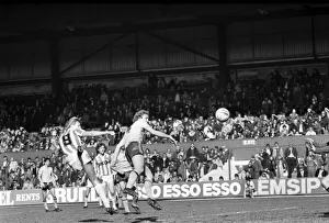 00219 Prints: Stoke 0 v. Sunderland 1. April 1982 MF06-28-031 Local Caption Division 1 Football