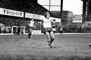 Stoke v. Aston Villa. March 1984 MF14-21-059 The final score was a one nil