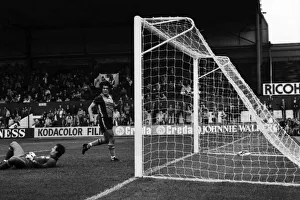 00235 Prints: Stoke. v. Southampton. October 1984 MF18-03-084 The final score was a three one