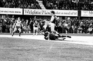 Stoke v. West Ham. October 1984 MF18-06-062 The final score was a four two