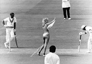 Streaker Ashley Summers England v India June 1986 runs on to the field at Lords