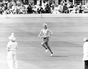 English Prints: Streaker Ashley Summers England v India June 1986 runs on to the field at Lords