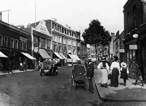 Edwardian Prints: Street scene in the Hamemrsmith Bridge Road, London. circa 1910