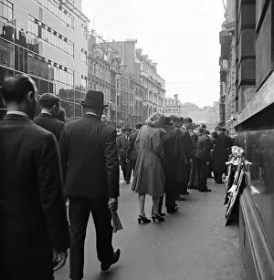00879 Collection: A street scene in London. Circa 1953