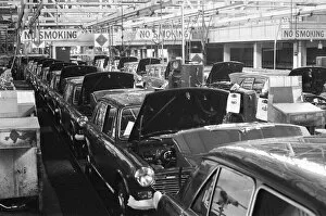 Images Dated 1st March 1971: Strike action motor Industry, Birmingham, in support of the first official one day strike